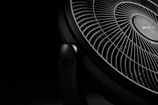 VENTILADOR SWAN 14P MESA NEGRO